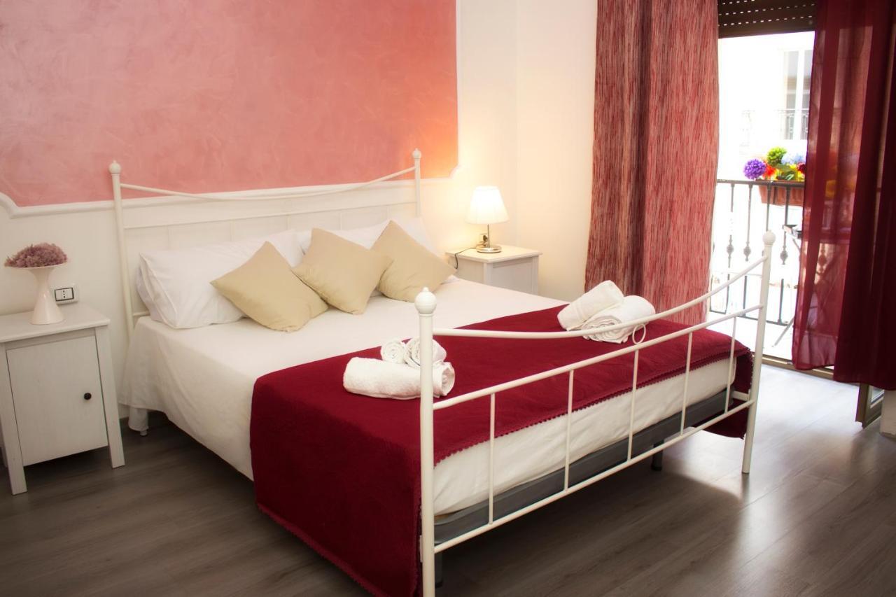 I Benvenuti al Sud Bed and Breakfast Napoli Esterno foto